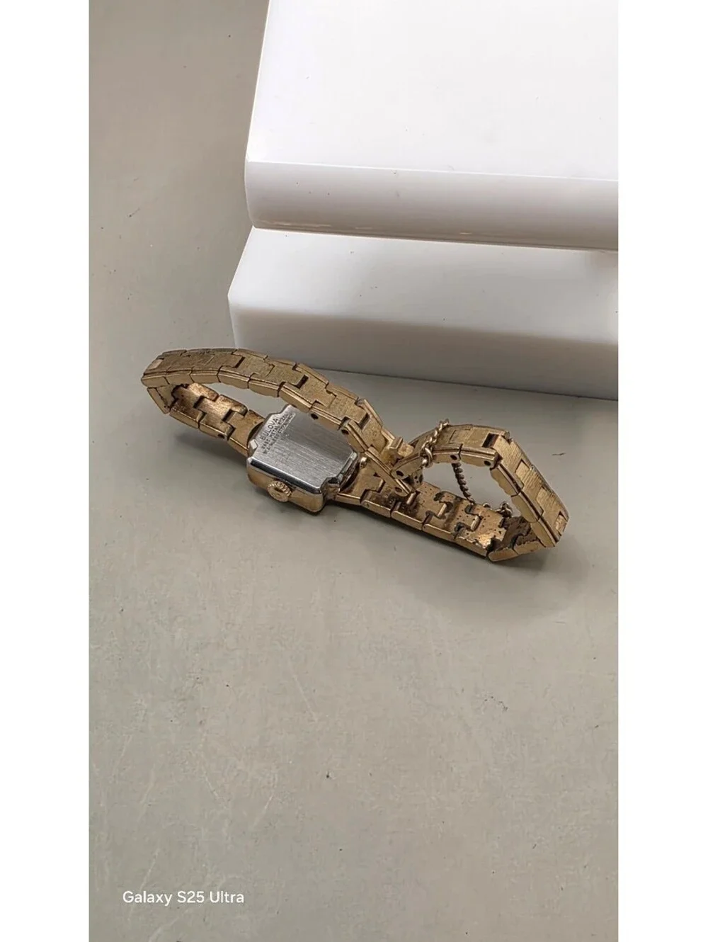 Vintage Bulova Gold Tone Mechanical Women's Wristwatch